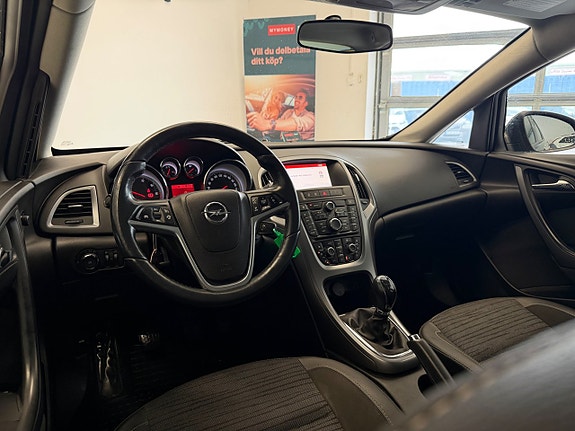 Opel Astra 13 of 19