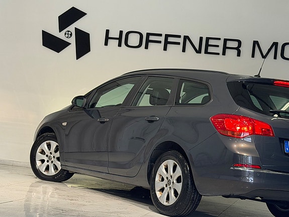Opel Astra 10 of 19