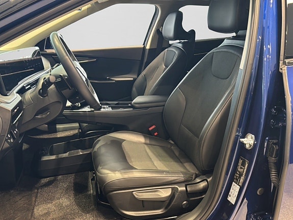 Kia EV6 8 of 15