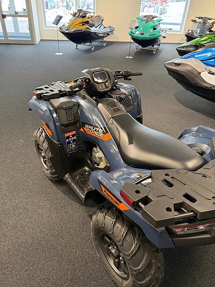 Kawasaki Brute Force 750 Terrängregistrerad 7 of 8