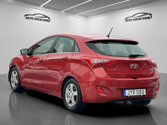 Hyundai i30 8 of 24