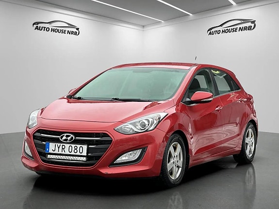 Hyundai i30 3 of 24