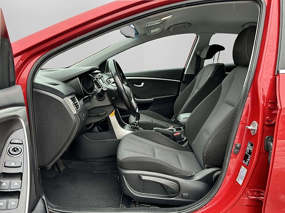 Hyundai i30 12 of 24