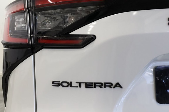 Subaru Solterra 7 of 26