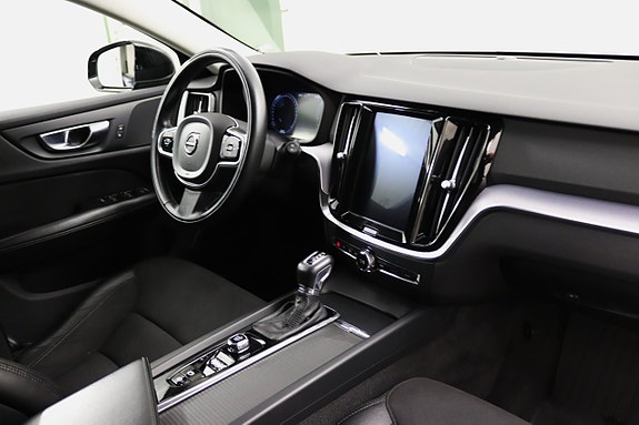 Volvo V60 30 of 30