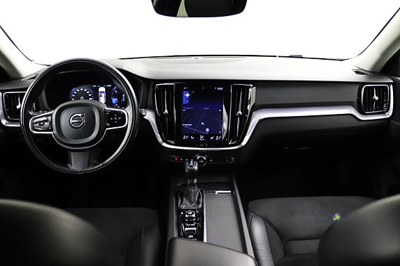 Volvo V60 19 of 30