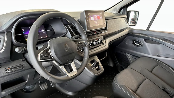 Renault Trafic 8 of 12