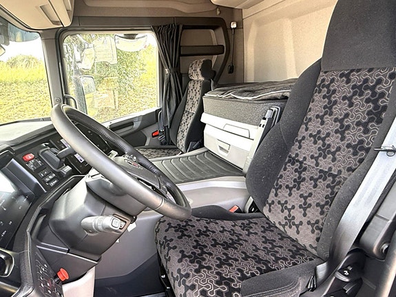 Scania P 460 B8x4*4NB *Visningsexemplar* 7 of 10