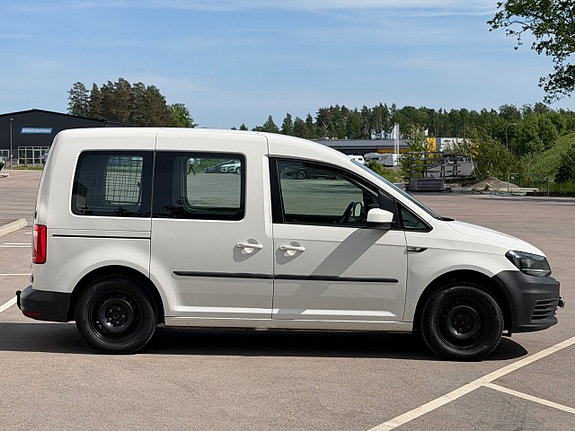Volkswagen Caddy 4 of 5