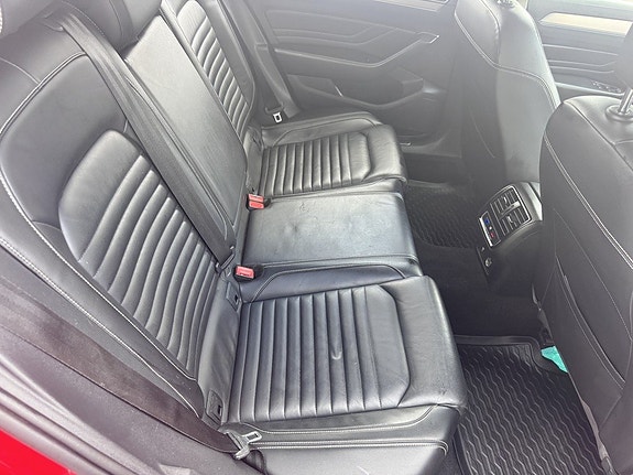 Volkswagen Passat Alltrack 6 of 6