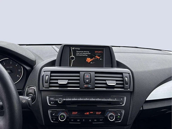 BMW 118d 14 of 18
