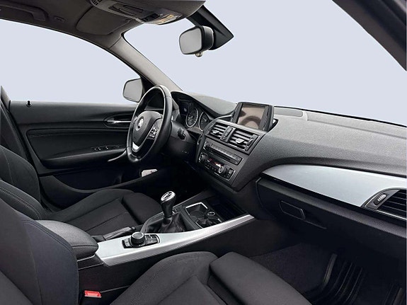 BMW 118d 17 of 18