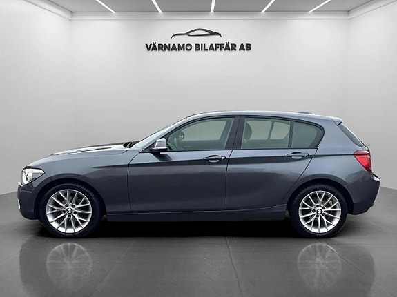 BMW 118d 2 of 5