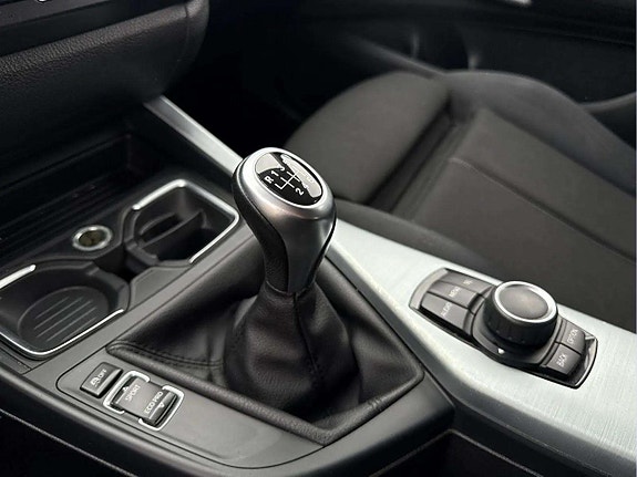 BMW 118d 10 of 18