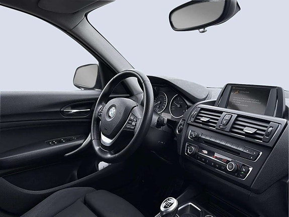 BMW 118d 18 of 18
