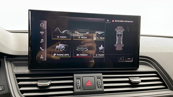Audi Q5 9 of 12