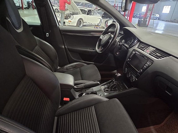 Skoda Octavia 4 of 5