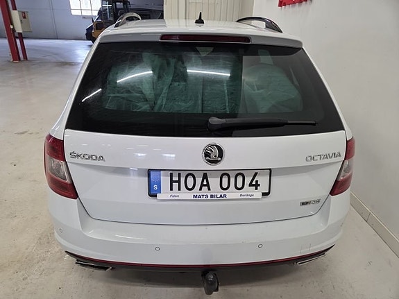 Skoda Octavia 7 of 10