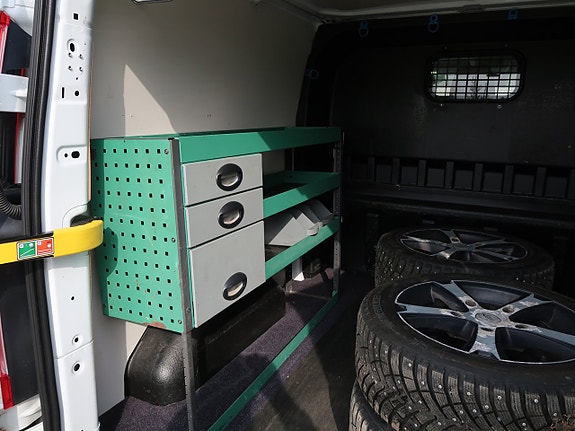 Ford Transit Custom 11 of 15
