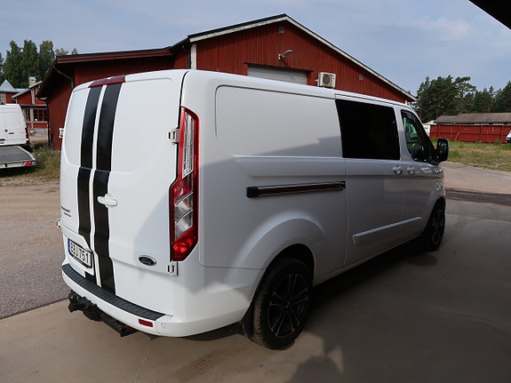 Ford Transit Custom 4 of 15