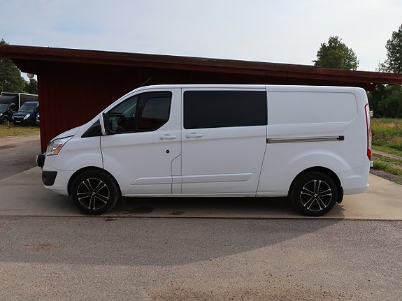 Ford Transit Custom 7 of 15