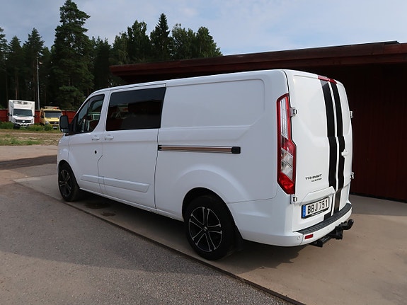 Ford Transit Custom 6 of 15