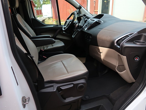 Ford Transit Custom 15 of 15