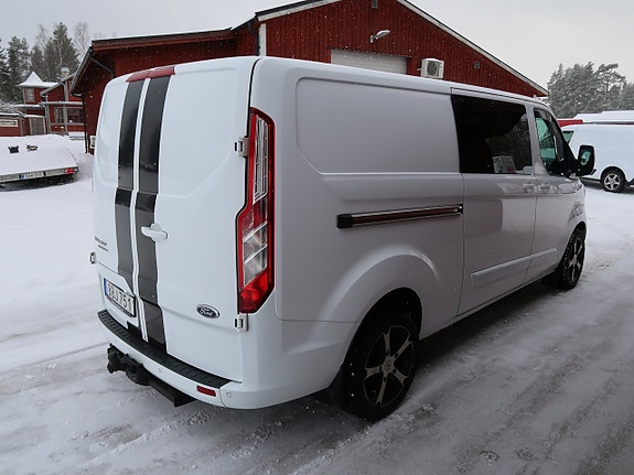 Ford Transit Custom 4 of 5