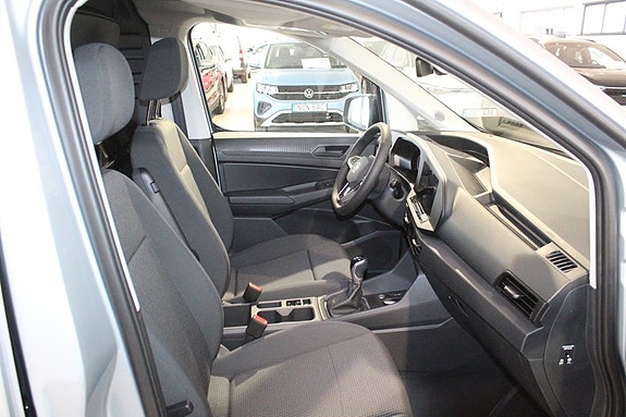 Volkswagen Caddy Maxi 14 of 23