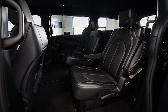Chrysler Grand Voyager 22 of 30