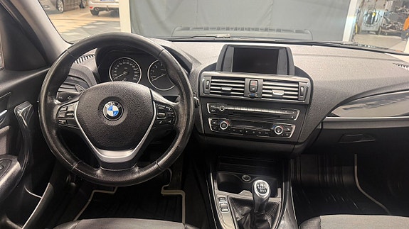 BMW 116i 9 of 9