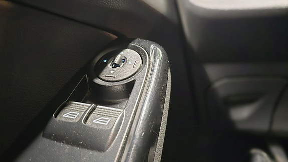 Ford Fiesta 20 of 27