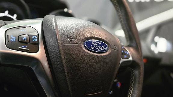 Ford Fiesta 23 of 27