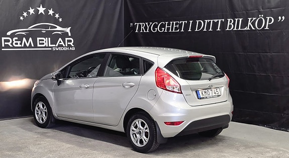 Ford Fiesta 5 of 27