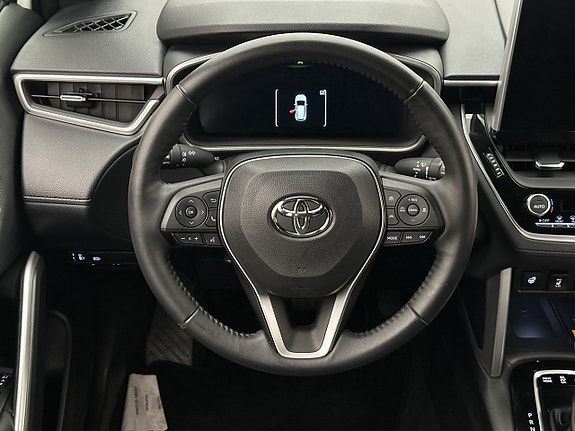 Toyota Corolla Cross 10 of 29