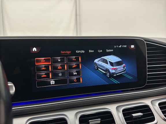 Mercedes-Benz GLE350 de 24 of 30
