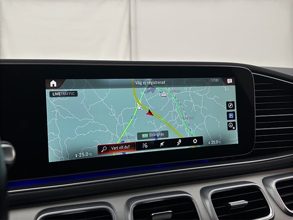 Mercedes-Benz GLE350 de 21 of 30