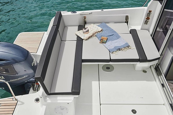 Jeanneau Merry Fisher 795 -26, Yamaha 200hk 4 of 12