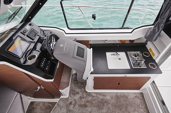 Jeanneau Merry Fisher 795 -26, Yamaha 200hk 8 of 12