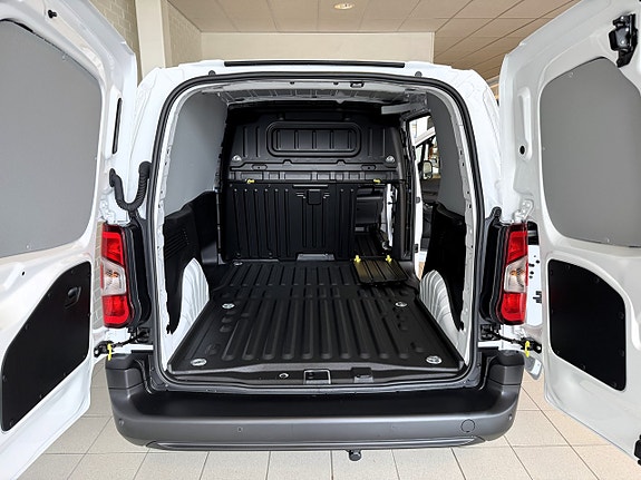 Opel Combo-e 4 of 5