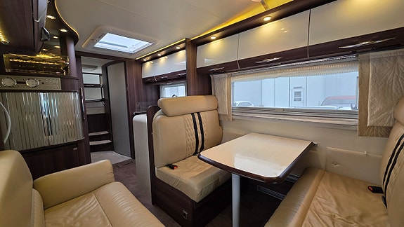 Bürstner Argos 747 -2 Automat AC Alde 10 of 22