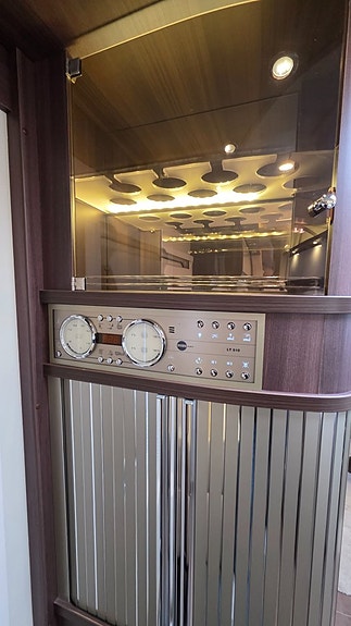Bürstner Argos 747 -2 Automat AC Alde 18 of 22