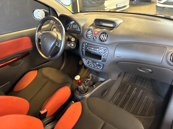 Citroen C2 13 of 16