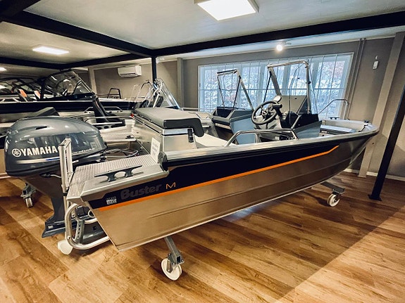 Buster M2 Yamaha F40 FETL MMG Edition 2025 Demo