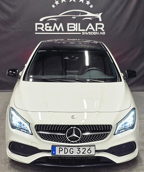 Mercedes-Benz CLA220 d 2 of 5
