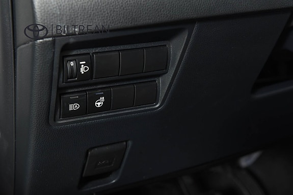 Toyota Yaris 18 of 19