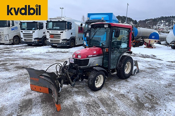HAKOTRAC 3500DA Traktor med plog och spridare
