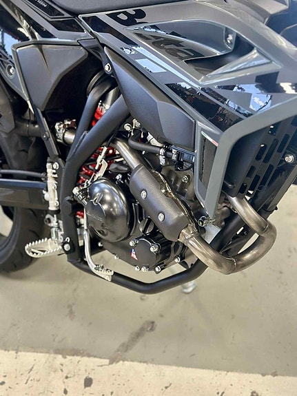 Beta RR 125 T X SPECIAL EDITION, Supermotard! 6 of 7