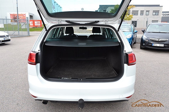 Volkswagen Golf VII 13 of 19