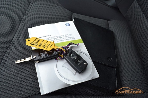 Volkswagen Golf VII 19 of 19